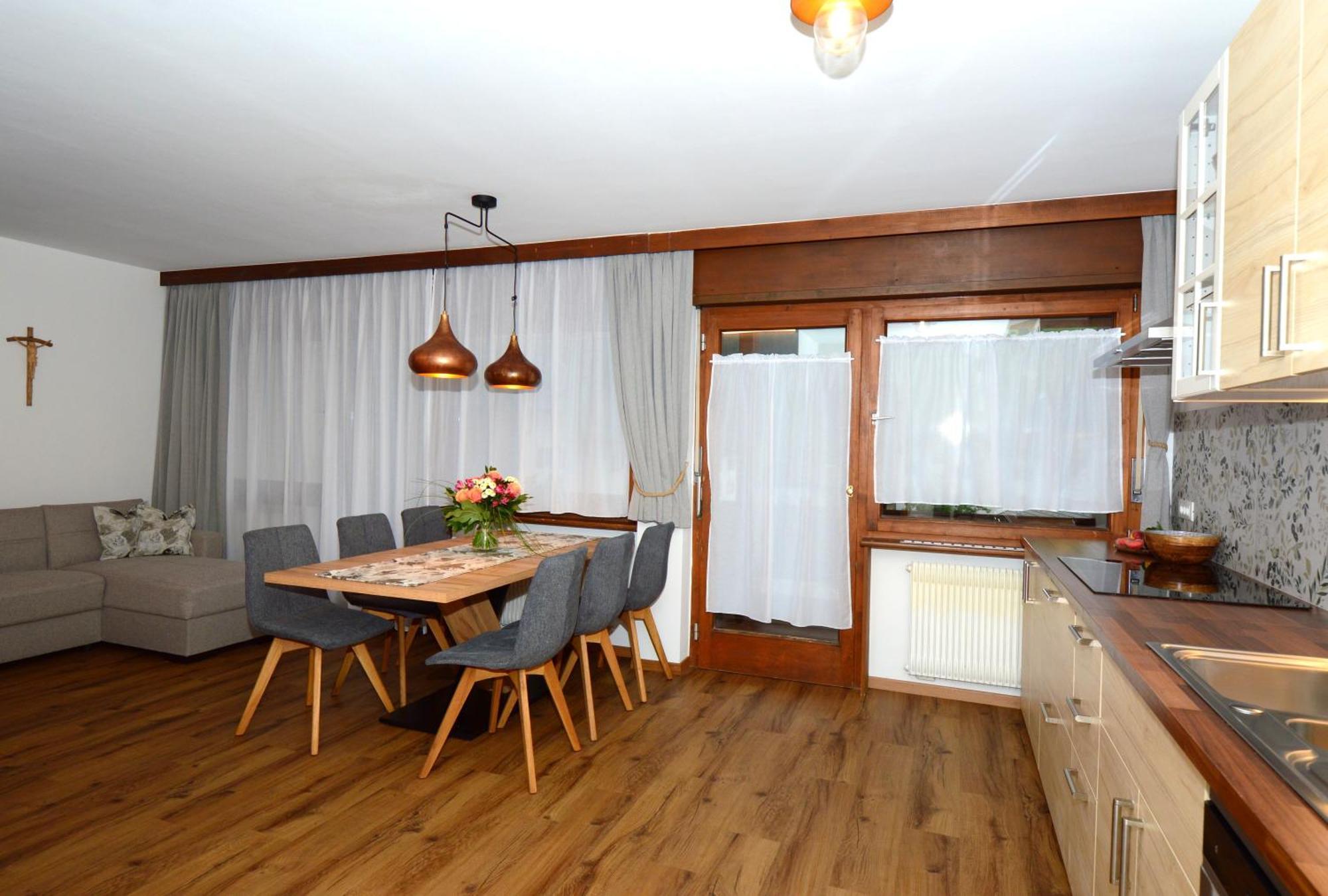 Albierch Apartahotel
